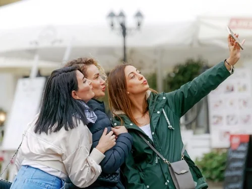 Fixstern Ed Asich: Bedeutung in den Sternzeichen, Häusern, Interpretation & Berechnung