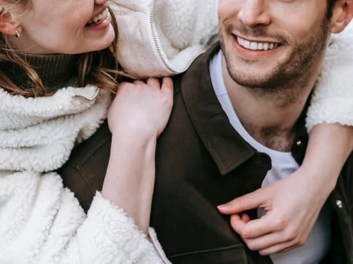 Die Ozeanische Visionärin mit dem Kompass der Freiheit: Eine astrologische Hochleistungs-Analyse