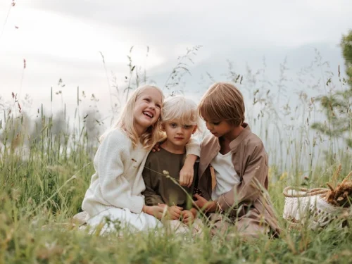 Die Architektin der Effizienz mit dem verborgenen Ozean: Eine Analyse der Jungfrau-Persönlichkeit mit Krebs-Deszendent