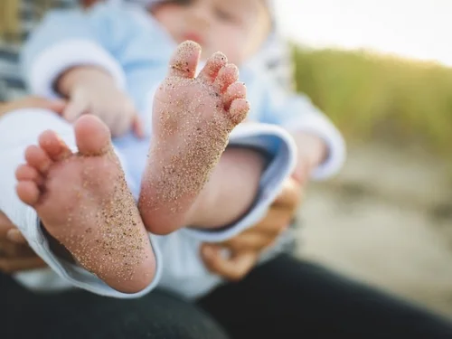 Die Alchemie von Vorstoß und Geborgenheit: Eine Analyse des Widder-Mannes und der Krebs-Frau