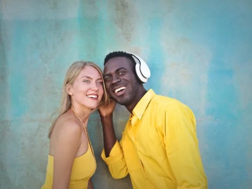 The Emotional Architect: Motivational Analysis of Mercury in Pisces