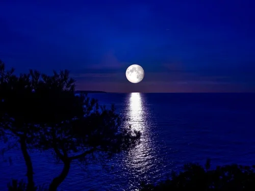 13 Grado Aries: Luz de Estrellas, Planetas y Sabianos