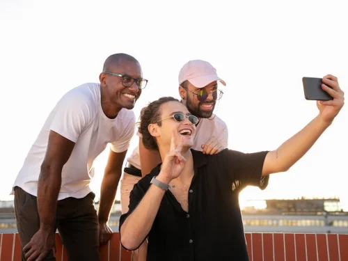 La Cartografía del Sentimiento: El Viajero con Raíces en las Estrellas (Casa 9 en Cáncer)