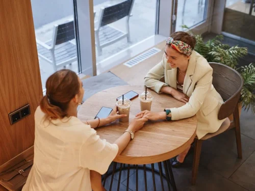 Estrella Fija Ain: Significado en las Casas y el Zodiaco