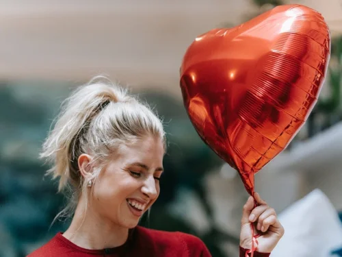 Doğum Haritasında 10. Ev Yay Burcu: Kariyerde Genişleme ve Bilgelik