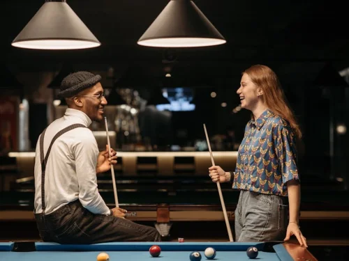 Doğum Haritasında 8. Ev Terazi Burcu: Ortaklık, Adalet ve Derin Dönüşüm