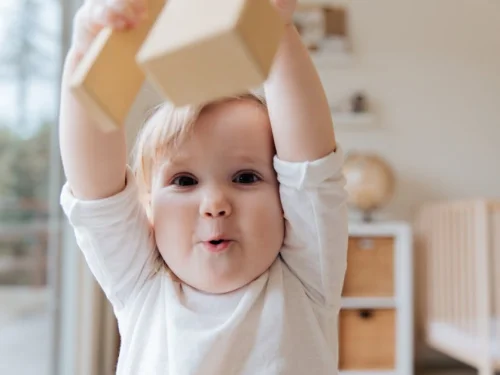 Algorab Yıldızı  Burç Yorumları ve Evdeki Astroloji Gücü