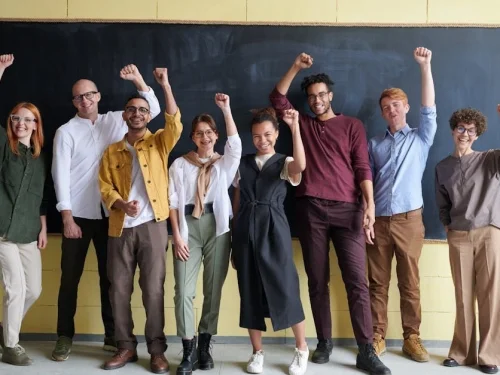 Aslan Burcu Terazi Burcu Uyumu: İhtişam ve Dengenin Dansı