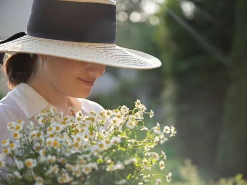 Boğa Burcu Akrep Burcu Uyumu: İhtirasın ve Güvenin Dansı