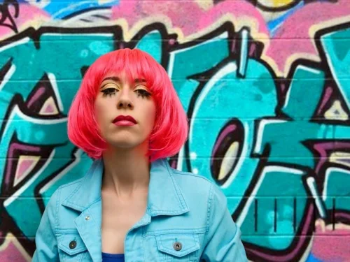 Juno 1. Evde: Kişisel Kimliğin Evlilikle Dansı