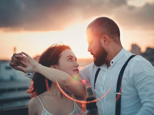 Pherkad Minor Sabit Yıldızı: Astrolojik Anlamı, Burçlar, Evler ve Hesaplama