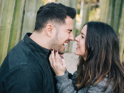 Yengeç Burcu Kova Burcu Uyumu: Zorlu Köprüler ve Ortak Zeminler